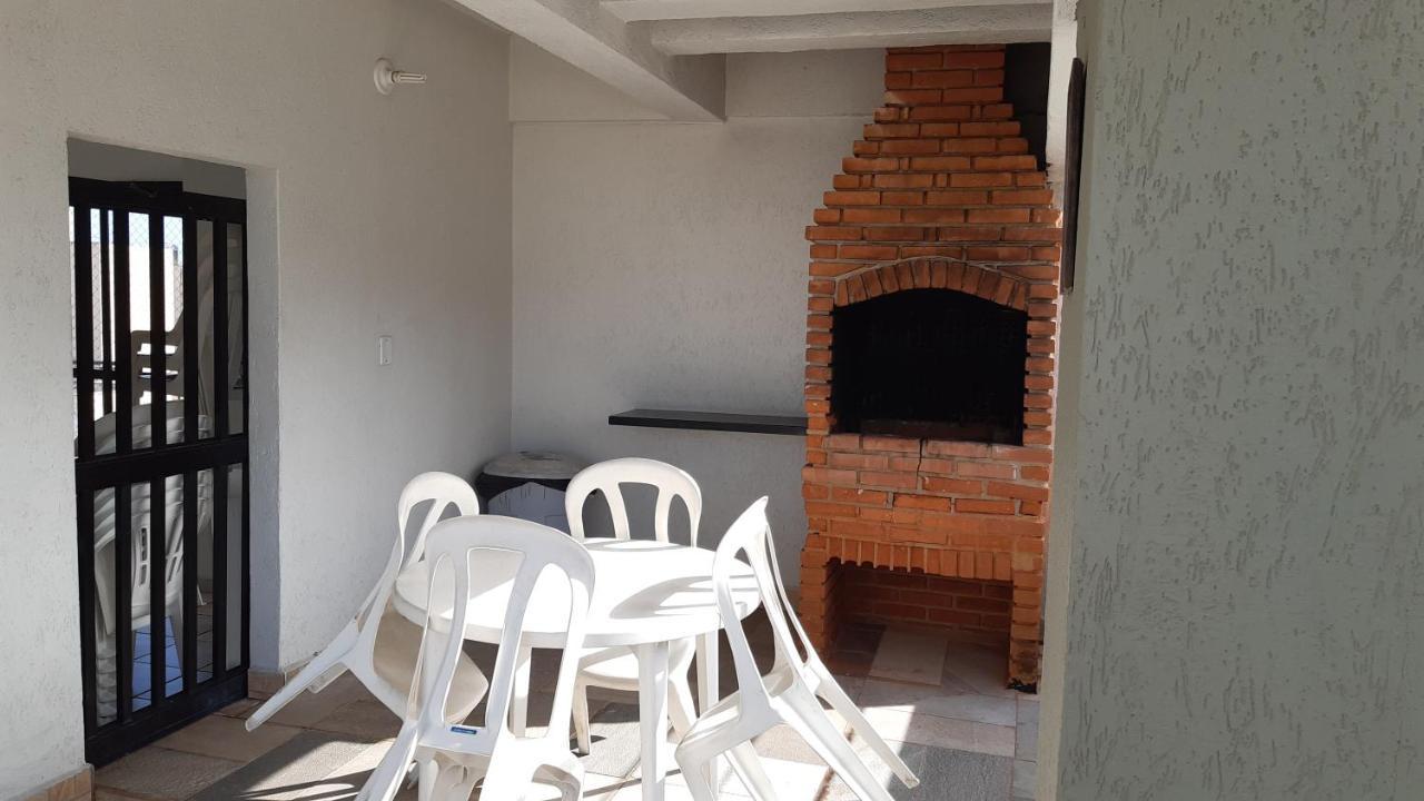Edifício cm Piscina, Churrasqueira e 1 Vaga de Garagem Guarujá Exterior foto